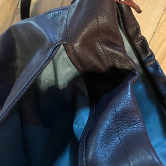 Osgoode Marley Crossbody Purse - Picture 10 of 13